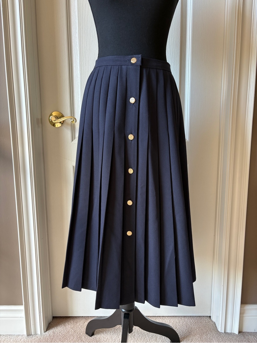 1980s Milli Classic Navy Pleated Button-Front Skirt